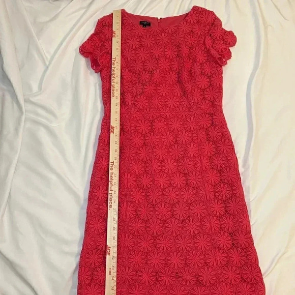Talbots LaRosa Lace Size 8P Dress Short Sleeve Coral Pink Floral Lace Crochet - Picture 8 of 11